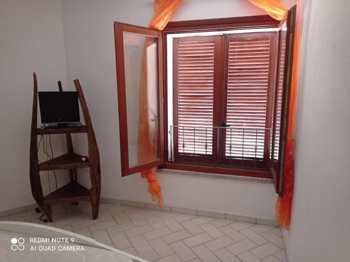 Casa Luna Santa Teresa Gallura Buitenkant foto